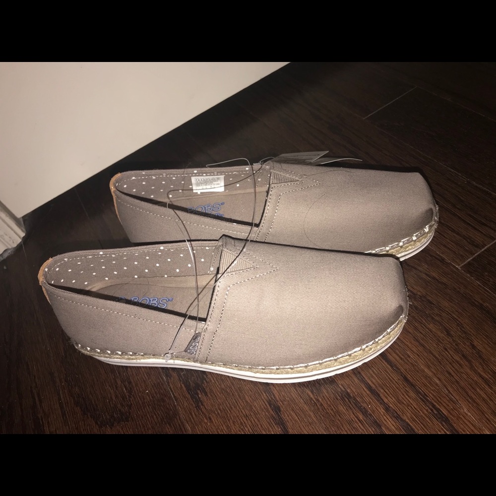 Bobs Shoes - Picture 2 of 7